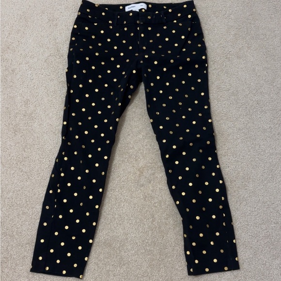 Old Navy Pants - Old Navy Women’s Black Pixie Pants with Gold Dot Print